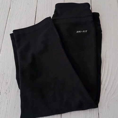 Nike Dri-Fit XS black capri leggings with internal pocket for tall