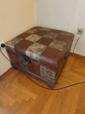 Μπαούλο ξύλινο σαν καινούργιο, χρήσιμο ως αποθηκευτικός χώρος ή τραπεζάκι