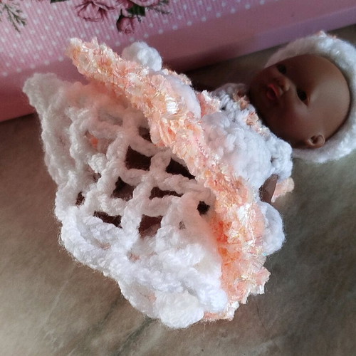 Doll with handmade dress and hat new, 10 cm