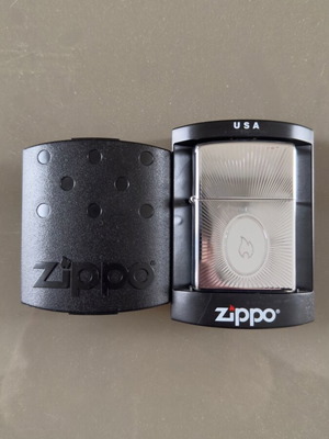 Zippo Radiant Flame 250 new, High Polish Chrome finish