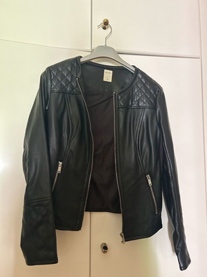Leather jacket like new, black, size S