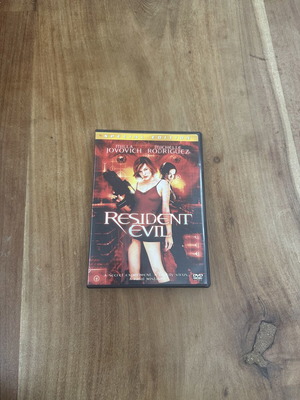 Resident Evil Special Edition DVD used with extras