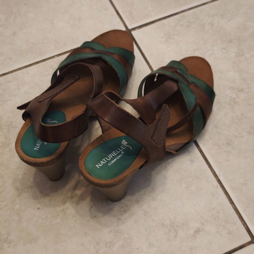 Naturelle Comfort anatomical women's sandals size 40 like new, leather