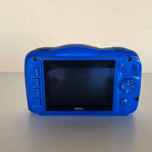 Nikon Coolpix W100 Blue 13.2 MP 2.7" LCD digital camera used, non-working