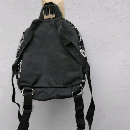 Sequin backpack like new, black and silver