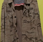 Please mako jacket like new, medium/large, green