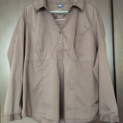 Cecil women's shirt like new, brown, size L