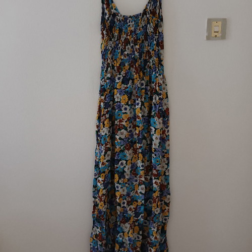 Floral dress new, size M