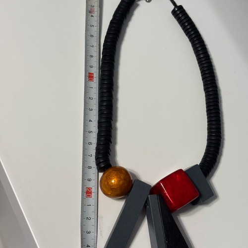 Impressive necklace like new, lightweight, wooden, colorful