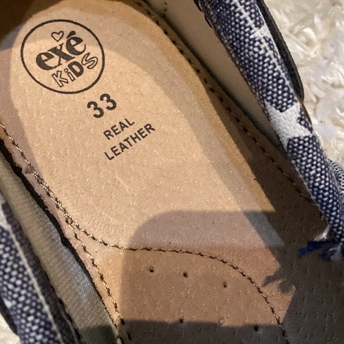 Exe shoes size 33 like new