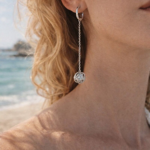 Silver Seashell Drop Mono Earring like new, silver tone