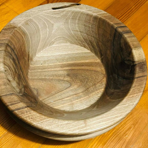 Wooden handmade bowl new, genuine wood