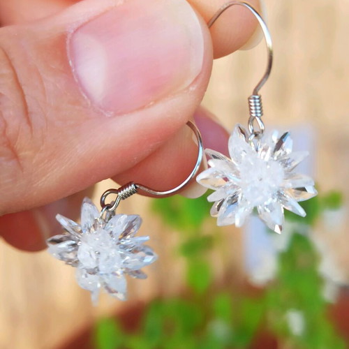 Silver flower dangle earrings new