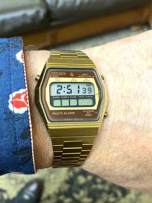 Citizen digital vintage 1980 NOS με βιδωτό οπίσθιο καπάκι καινούργιο