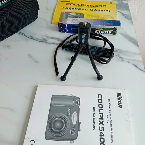 Nikon Coolpix 5400 like new