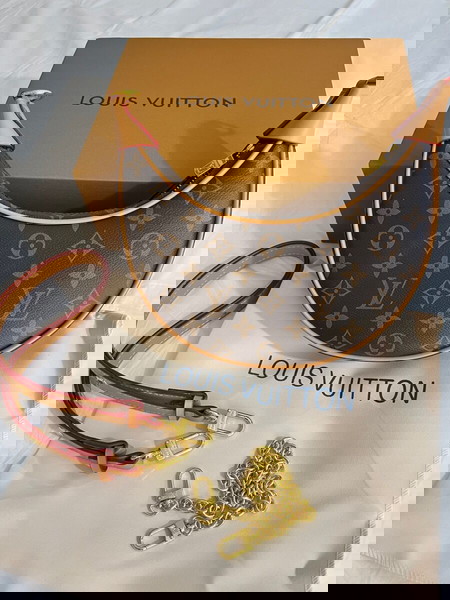 Louis Vuitton Loop Bag