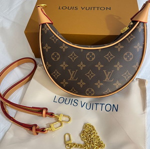 Louis Vuitton Loop Bag