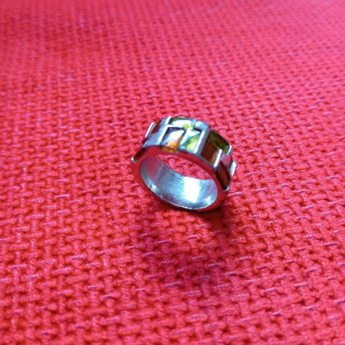 Ring used