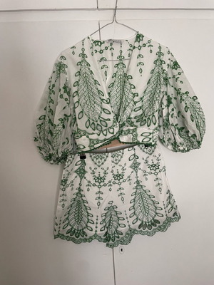 Σετάκι broderie Zara μεταχειρισμένο, νούμερο small, λευκό πράσινο