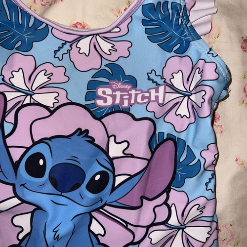 Μαγιό Stitch Disney σαν καινούργιο, μέγεθος για 8 ετών, μπλε και μωβ