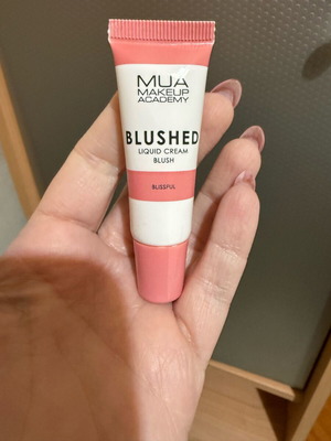 MUA Blushed Liquid Cream Blush Blissful καινούργιο, ροδακινί απόχρωση