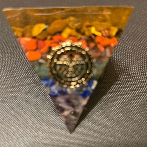 Energy Orgone Pyramid 7 Chakras with Crystals and Shri Yantra Symbol new