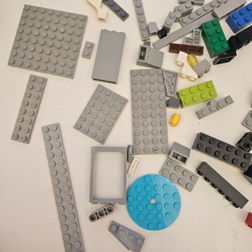 Lego used, genuine pieces as shown in photo