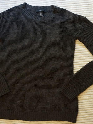 Forever 21 sweater medium like new