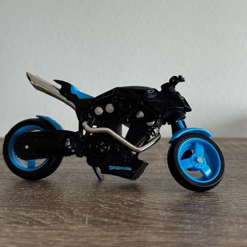 Hot Wheels Street Power X-Blade collectible motorcycle miniature 1:18 like new