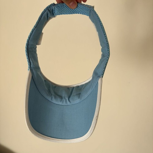 Blue tennis visor with letter A, size 58 cm