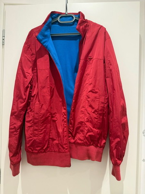 Lacoste μπουφάν δύο όψεων σαν καινούργιο, μέγεθος XL, μπλε και κόκκινο