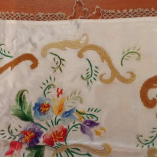 Embroidery used, vintage silk set of 10 pieces