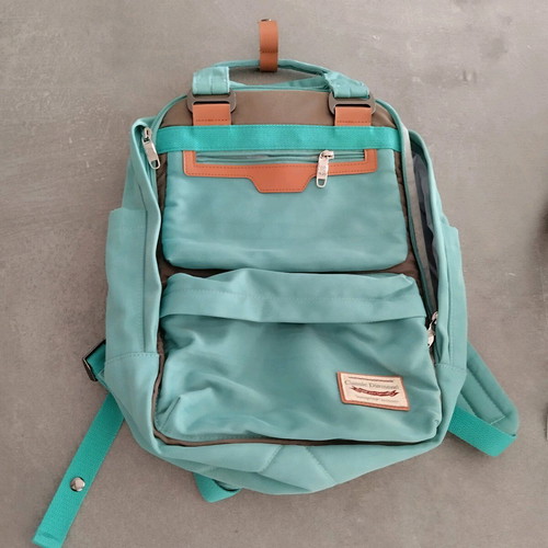 Classic Diamond turquoise backpack like new with laptop compartment