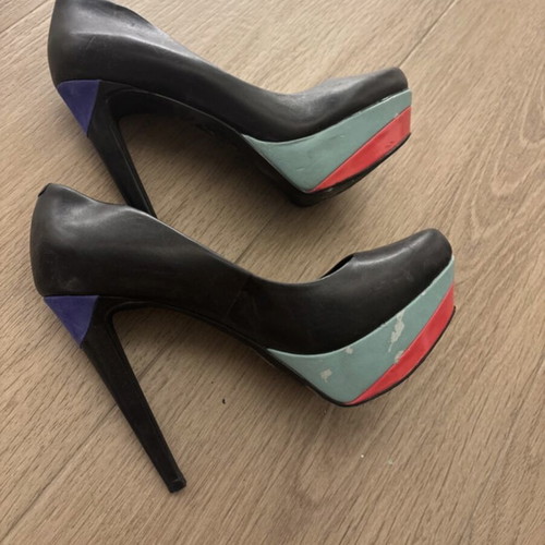 Jessica Simpson back platform stilettos used, size 38, black