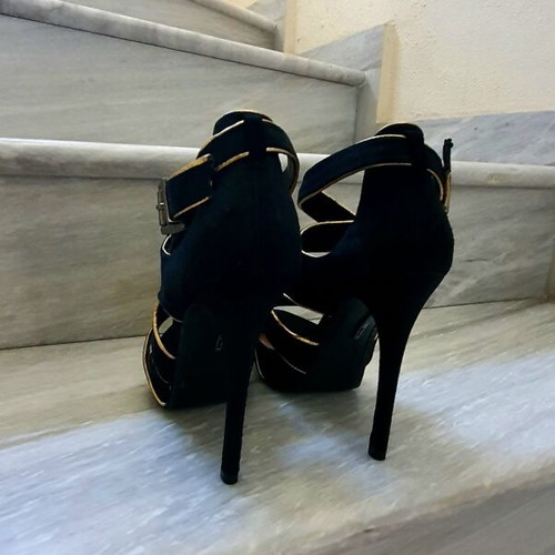 Schutz black suede sandals new with gold details size 36.5