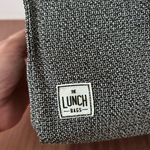 The Lunch Bags insulated food bag like new with Thermo Hot and Cold