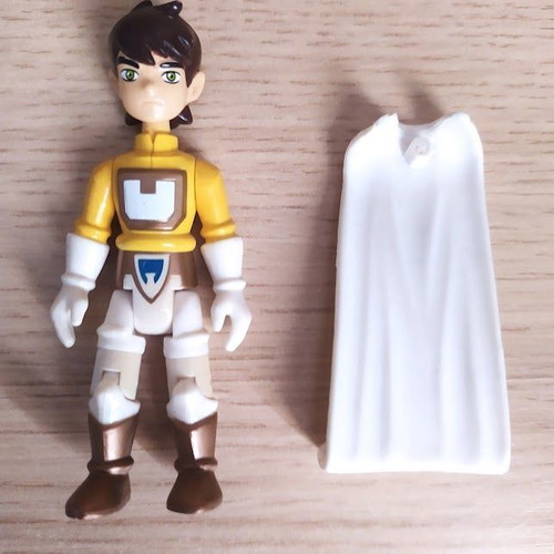 Ben 10 figure with removable cape like new
