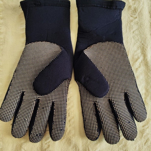 Neoprene gloves like new, size Large