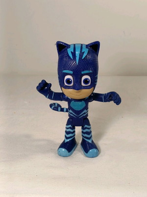 PJ Masks Catboy figure used with Greek sounds, functional