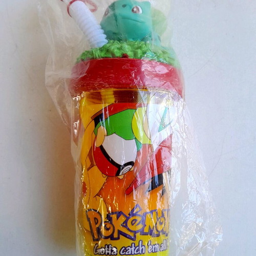 Pokemon glass with Bulbasaur figure season 1 1999 Nintendo new