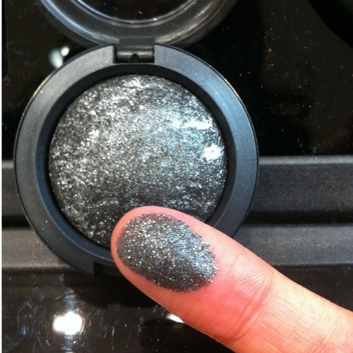 Mac Cinderfella eyeshadow almost new, used once