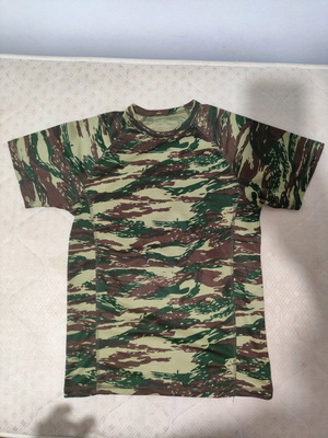 Στρατιωτικό μπλουζάκι ευφύδρωσης σαν καινούργιο, μέγεθος medium