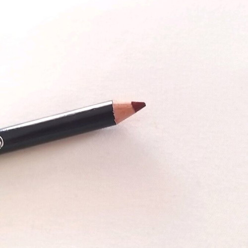 Waterproof lip/eye pencil with sharpener unused