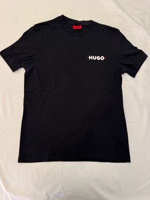 Hugo Boss μπλούζα σε μαύρο, μέγεθος L