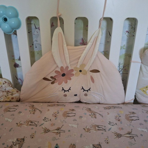 Crib pillows like new