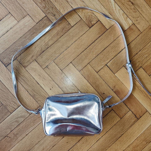 Superdry small shoulder bag used, gold color