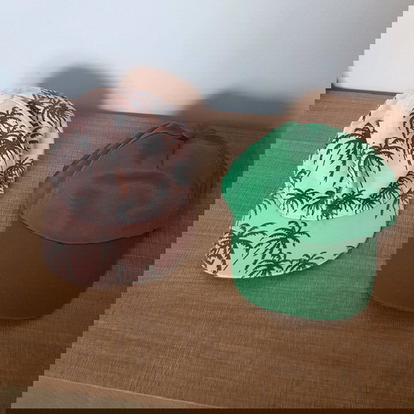 2 Καπέλα
