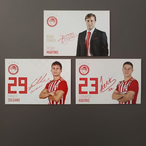 Olympiacos 2018-19 season autographs