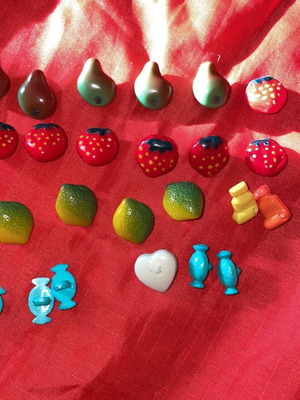 Buttons for children's clothes new with fruit designs, set