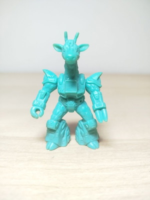 Battle Beast Teratomachos Blue Giraffe figure like new
